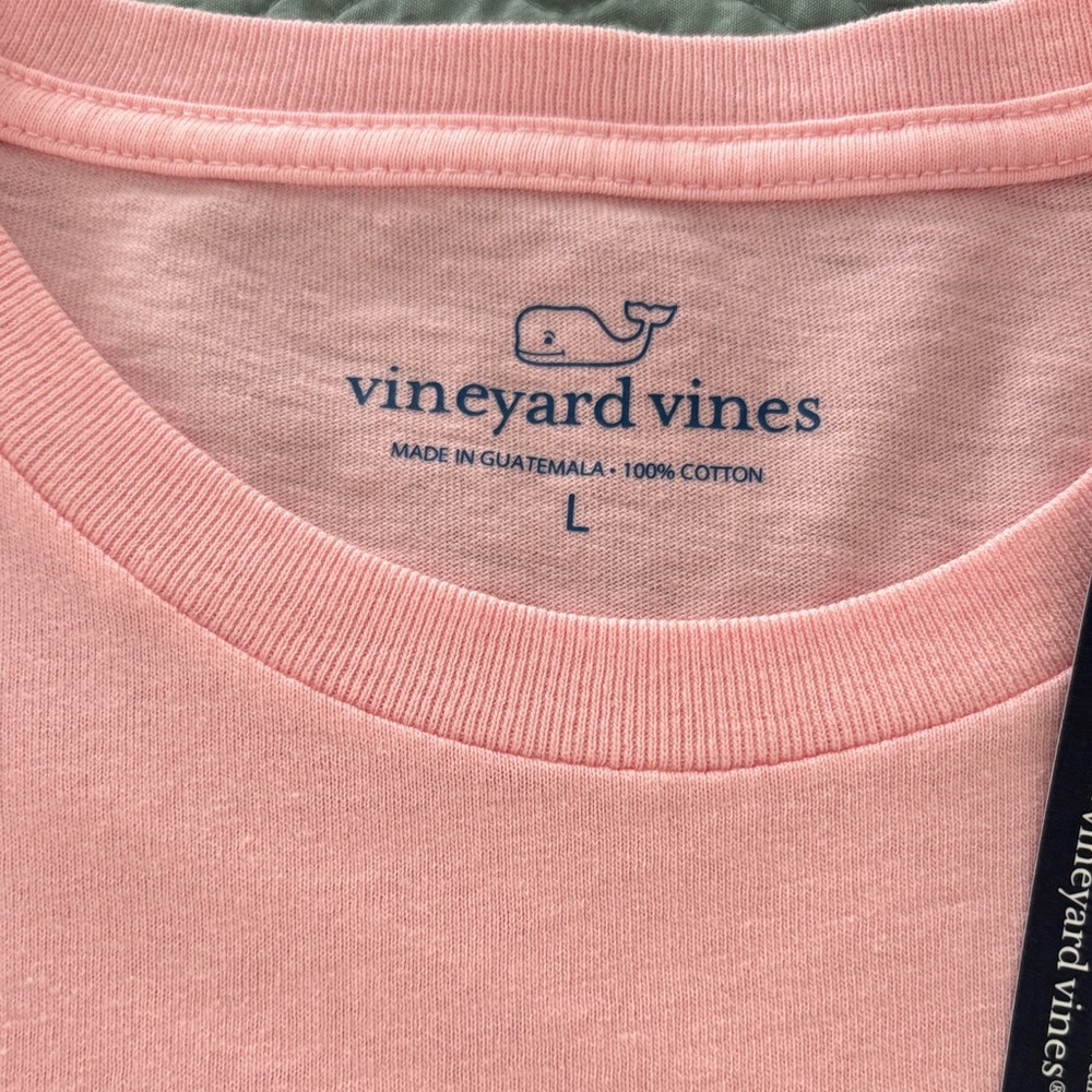 Vineyard Vines Pink Tee with Navy Logo-Firm price - Picture 5 of 6